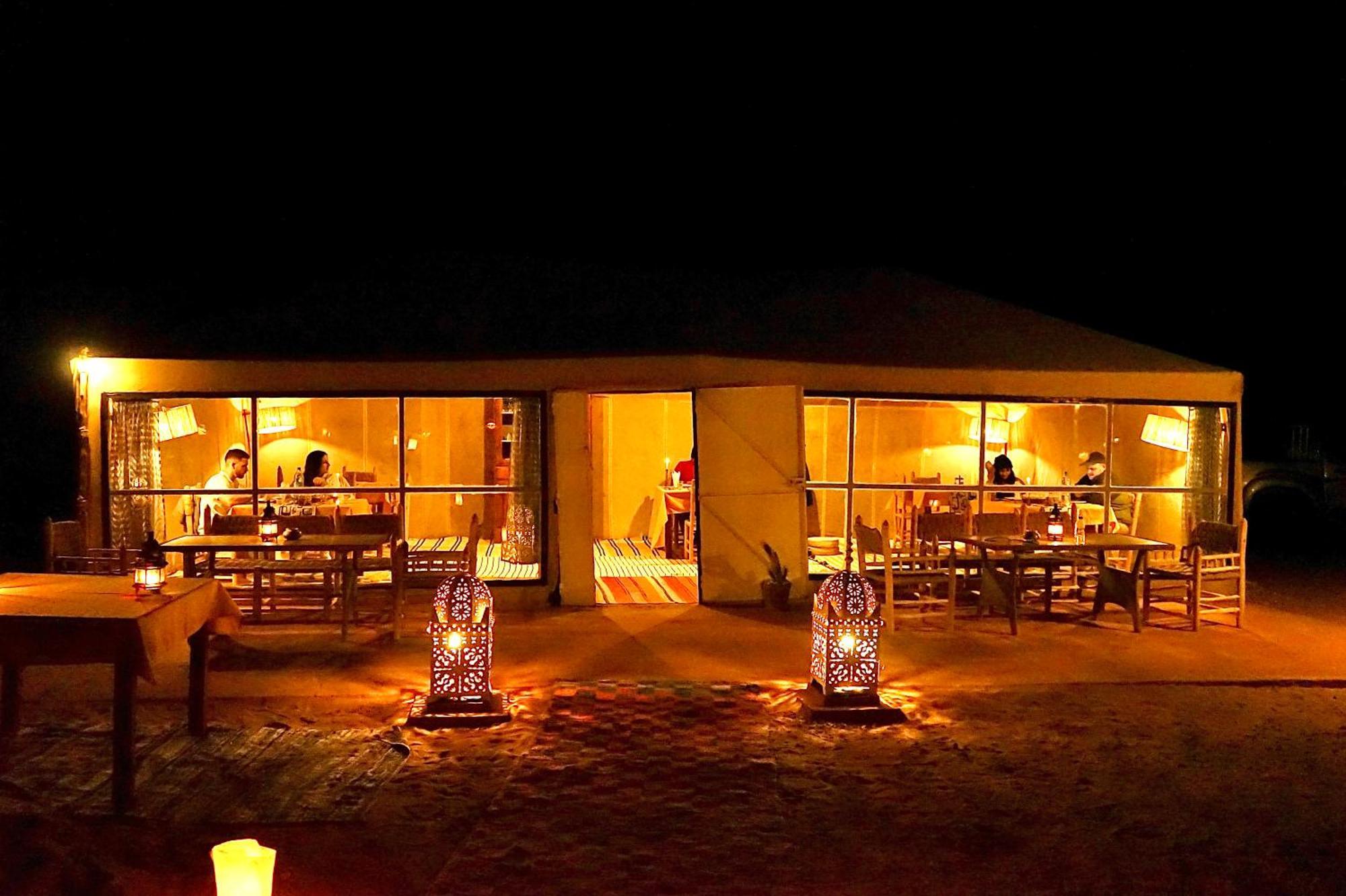 Sky View Camp Hotel Merzouga Buitenkant foto